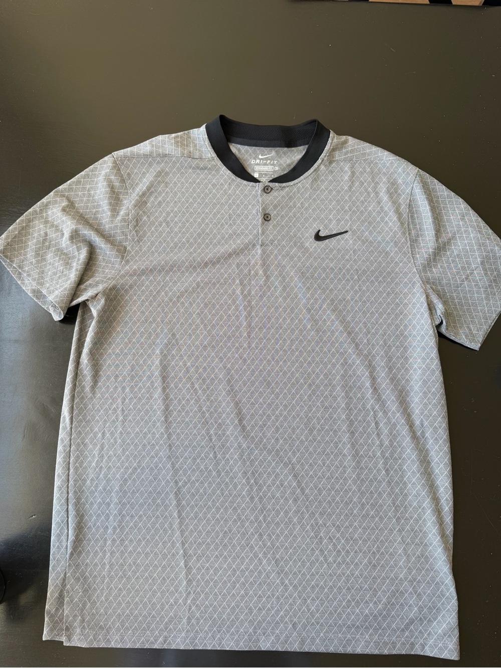 Nike Men's Gray golf dry fit shirt